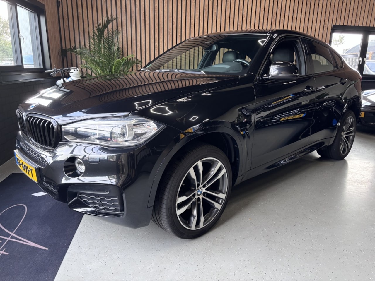 BMW X6 - xDrive30d High Ex. - AutoWereld.nl