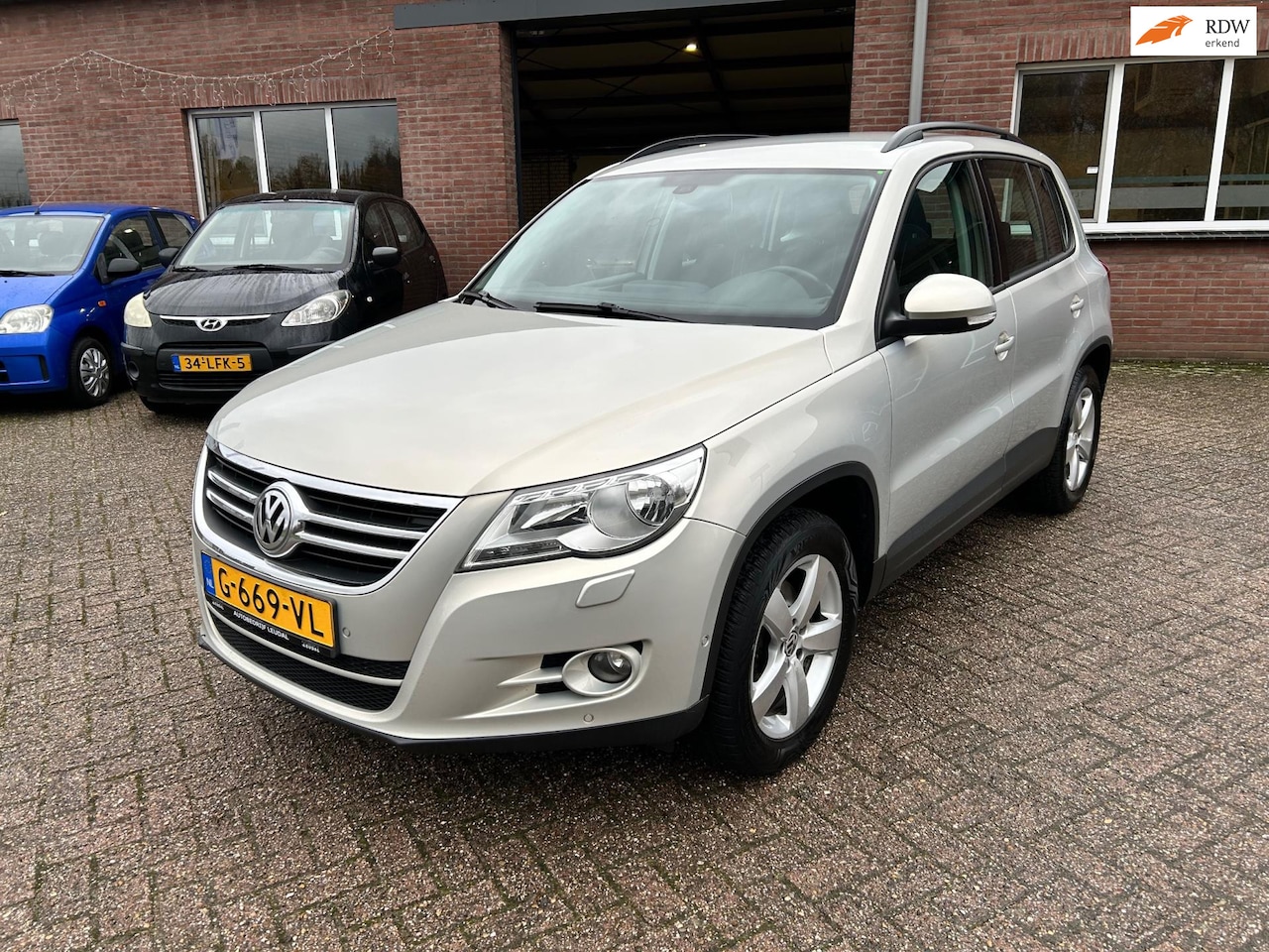 Volkswagen Tiguan - 1.4 TSI Sport&Style // Nieuwe APK !! - AutoWereld.nl