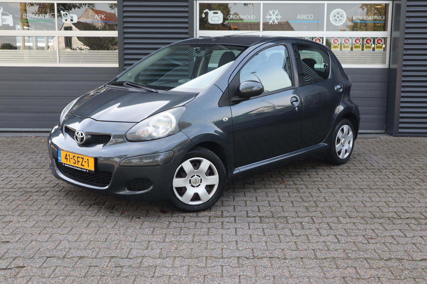 Toyota Aygo - 1.0-12V Comfort Navigator 1.0-12V Comfort Navigator - AutoWereld.nl