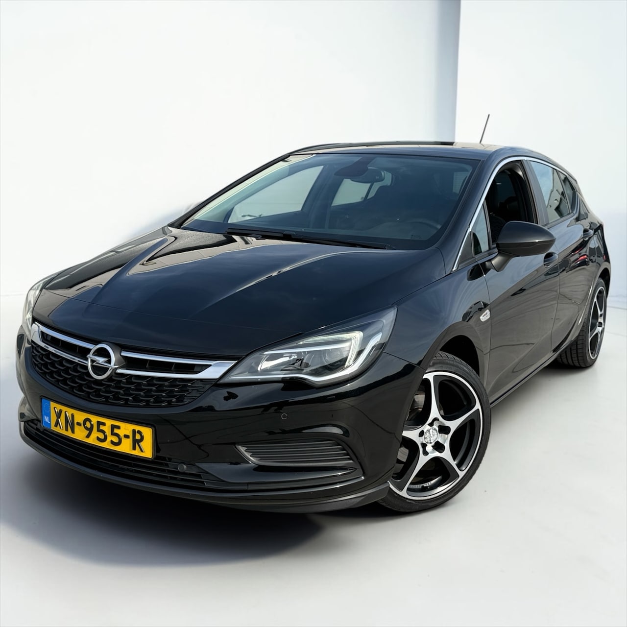 Opel Astra - 1.0 Turbo LED Allseason parkeersensoren - AutoWereld.nl
