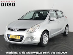 Hyundai i20 - 1.4i i-Motion Automaat | Airco | Centrale vergrendeling | Radio |
