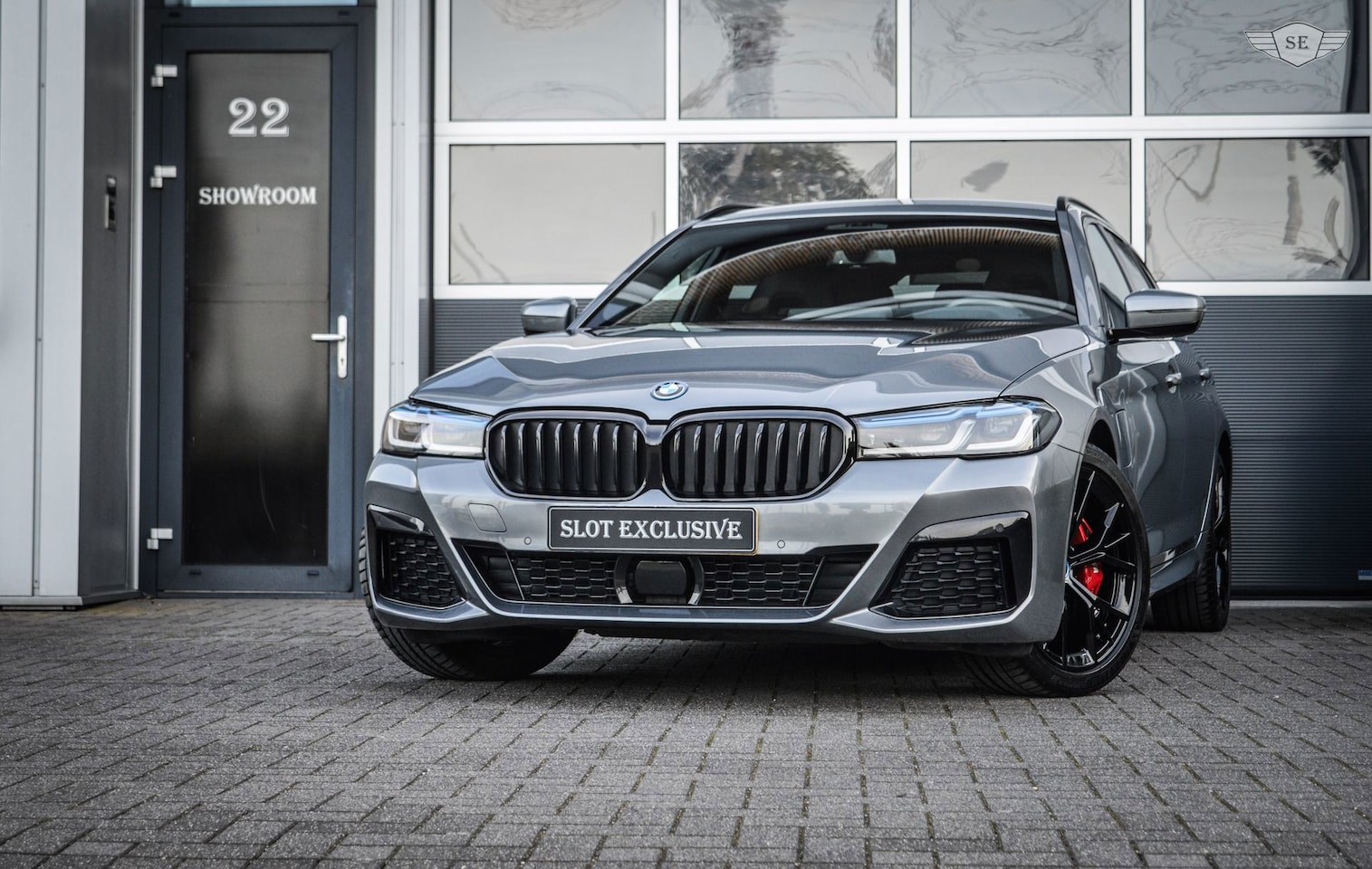 BMW 5-serie Touring - 530e xDrive|M-sport PRO|M-SEATS|LASER|CO-PILOT|H&K|TREKHAAK - AutoWereld.nl