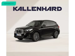 BMW iX1 - eDrive20 - M-Sport - Pano - Trekhaak - ACC - Memoryzetel