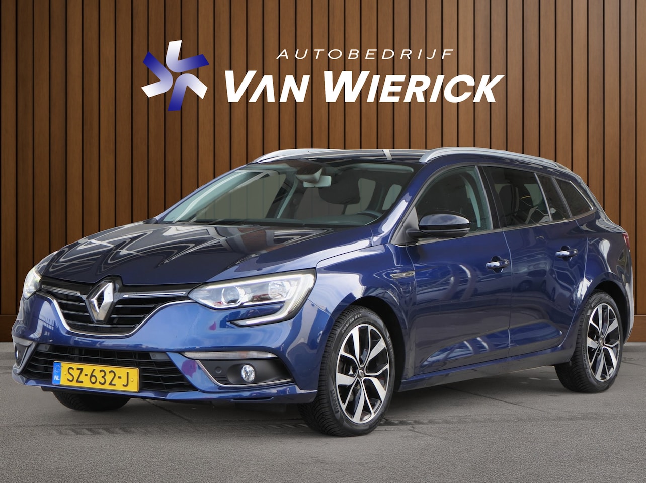 Renault Mégane Estate - 1.3 TCe Limited | Afneembare Trekhaak | Parkeersensoren v/a | Cruise | Volledige Historie - AutoWereld.nl