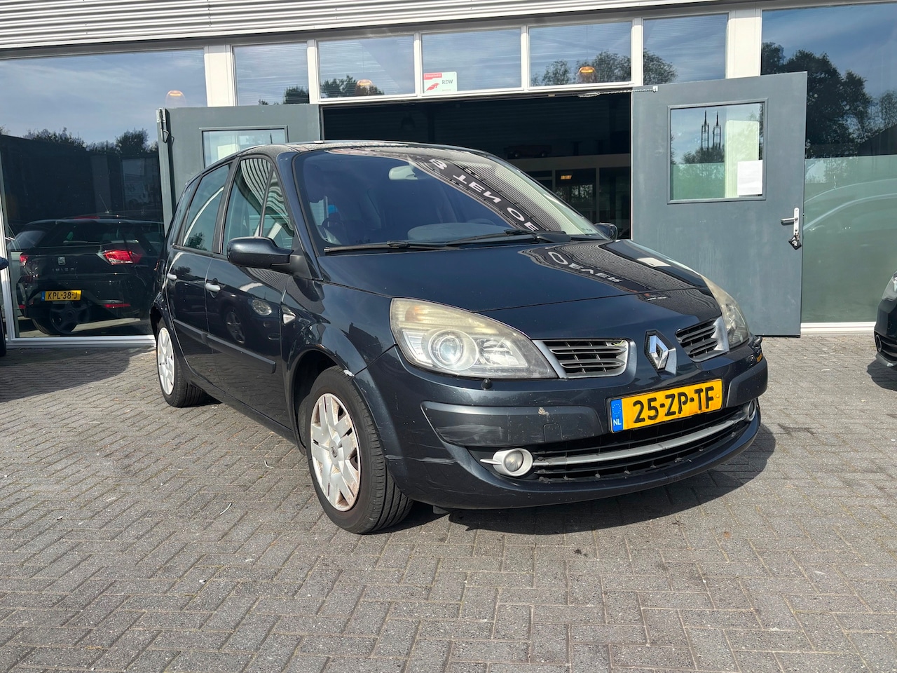 Renault Scénic - 1.6-16V Tech Line / Airco / Navigatie / Pdc - AutoWereld.nl