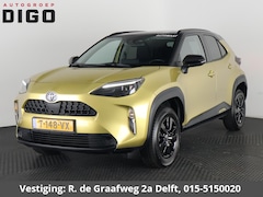 Toyota Yaris Cross - 1.5 Hybrid Business Bi-Tone | Apple Carplay & AndroidAUTO | Camera | Privacy Glass | 1e ei