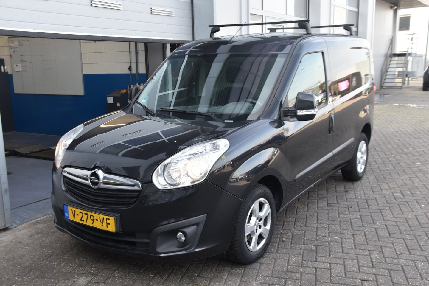 Opel Combo - 1.6 CDTi L1H1 Sport Airco Cruise Stoelverwarming Pdc Btw - AutoWereld.nl