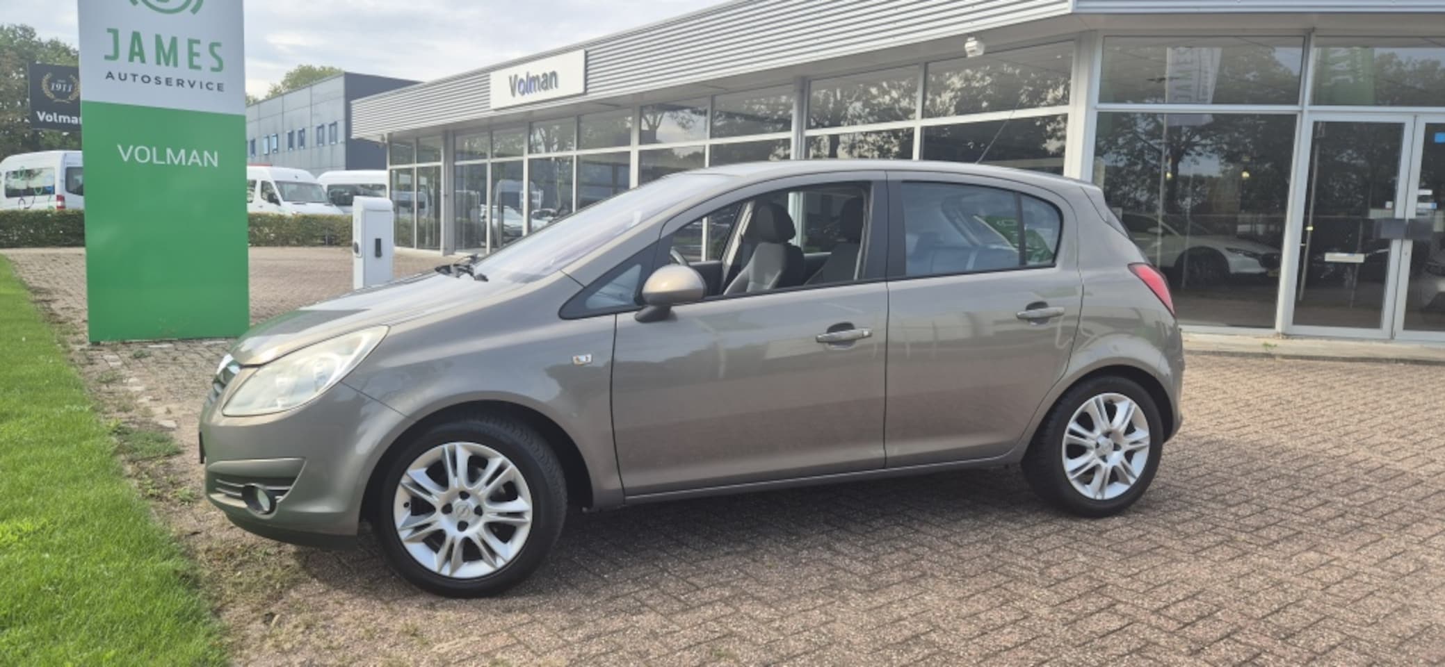 Opel Corsa - 1.4-16V Cosmo 1.4-16V Cosmo - AutoWereld.nl