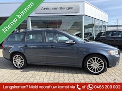 Volvo V50 - 2.0 Edition II, leder, navigatie, climatronic, cruisecontrol, pdc, trekhaak afneembaar