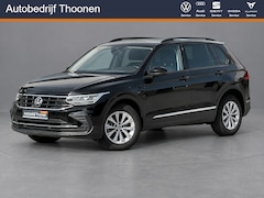 Volkswagen Tiguan - 1.4 TSI eHybrid Life | trekhaak | keyless | camera