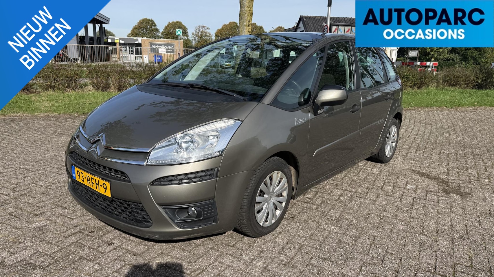 Citroën C4 Picasso - 1.6 VTi Attraction 1.6 VTi Attraction , 119.102 KM NAP, AIRCO, DEALER ONDERHOUDEN, TREKHAAK, BOEKJES, RUIME G - AutoWereld.nl