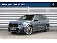 BMW X1 - xDrive25e M Sport Automaat / Panoramadak / Trekhaak / Sportstoelen / Adaptieve LED / Head