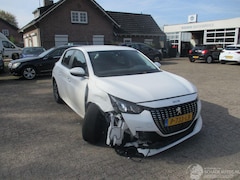 Peugeot 208 - 1.2 PureTech Allure Pack REST BPM €1400,