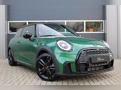 MINI 3-Deurs - 1.5 Cooper John Cooper Works/Panorama/Stoelverwarming/Licht pakket