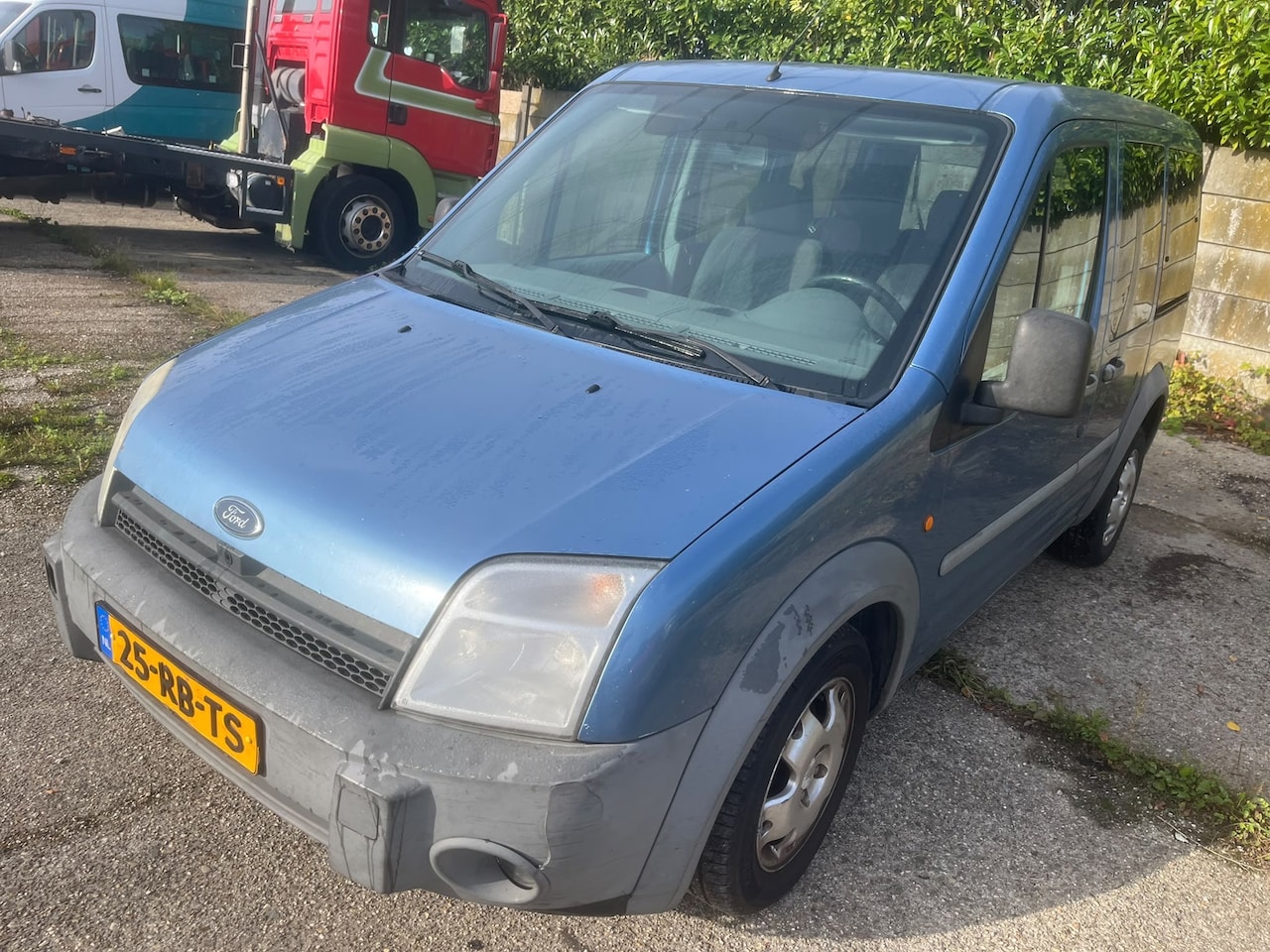 Ford Tourneo Connect - 1.8-16V SWB Futura 5-PERS AIRCO - AutoWereld.nl