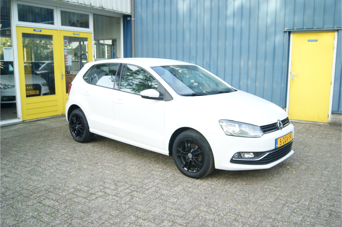 Volkswagen Polo - 1.2 TSI Comfortline 1.2 TSI Comfortline, Airco, Navi, MOOI!!! - AutoWereld.nl