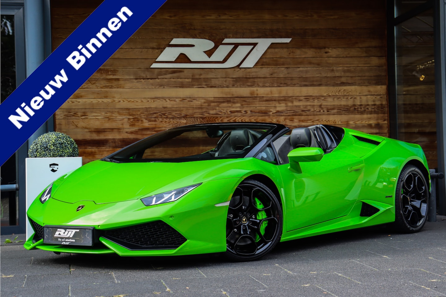 Lamborghini Huracán - Spyder 5.2 V10 LP610-4 BTW! **Keramisch/Lift/Camera/PPF** - AutoWereld.nl