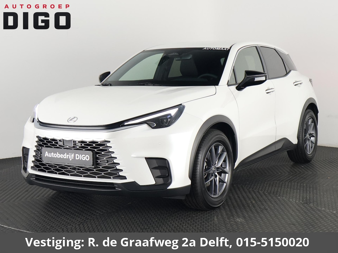 Lexus LBX - 1.5 Business Line 2WD | Dodehoek detectie | Stuur- & Stoelverwarming | Navigatie | Parkeer - AutoWereld.nl