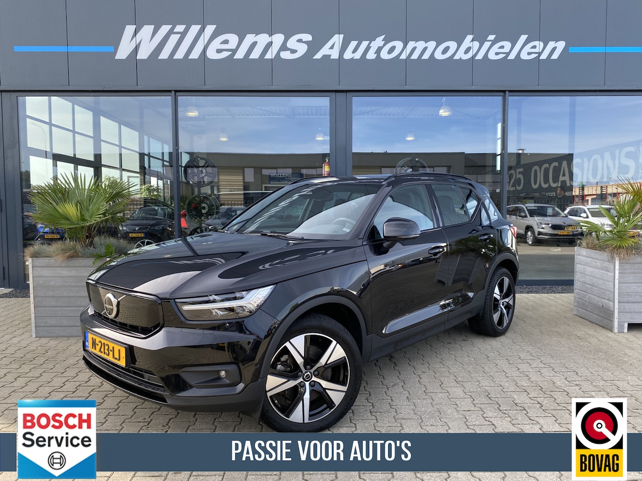 Volvo XC40 - Recharge Twin Pro SOH 91.70 % Panorama Dak, 360' Camera & Winterpakket - AutoWereld.nl