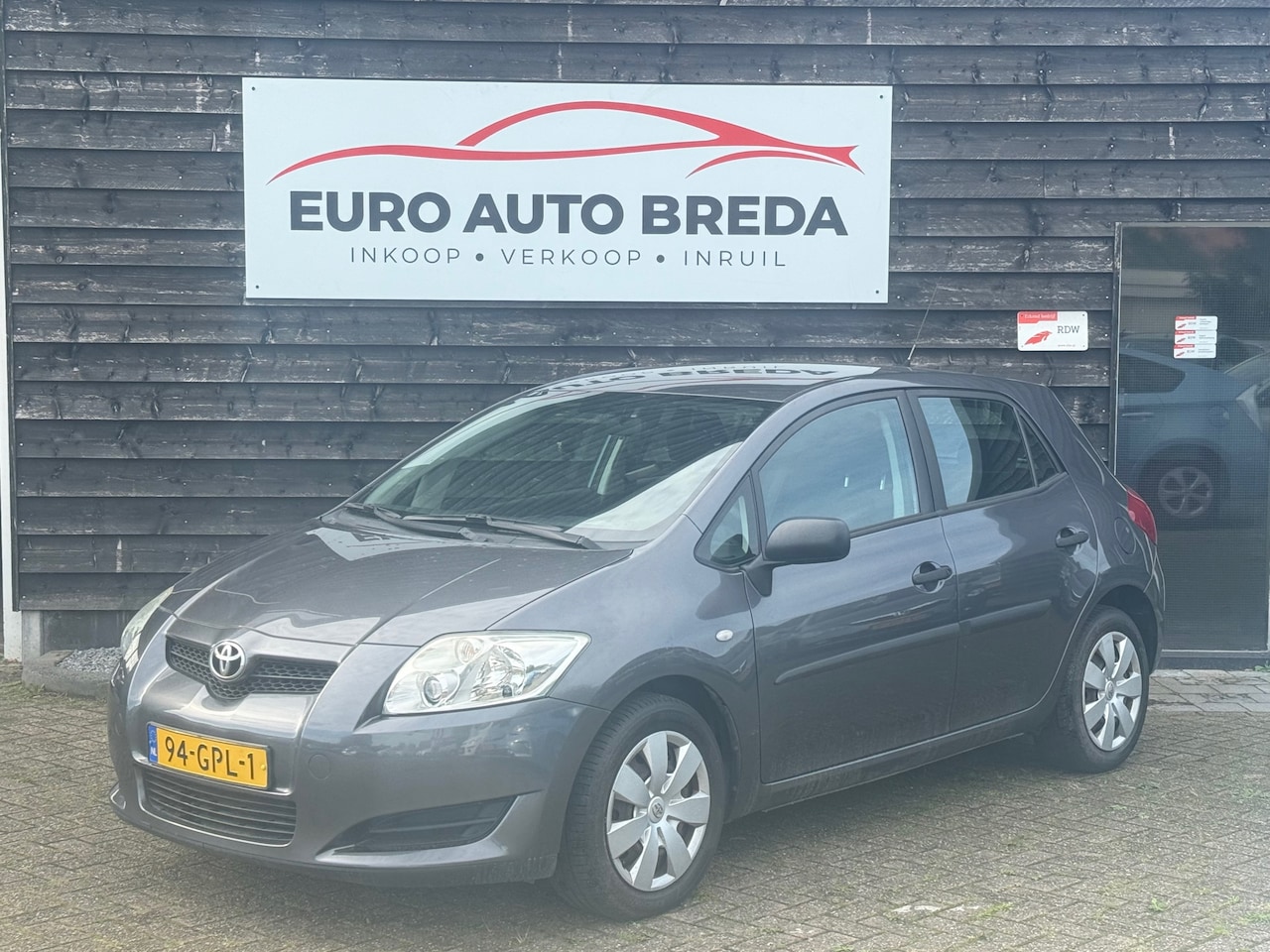 Toyota Auris - 1.4-16V Terra 1.4-16V Terra - AutoWereld.nl