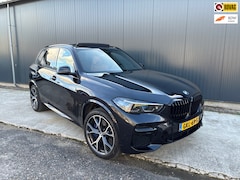 BMW X5 - X5 xDrive45e 394 pk High Executive M-Sport | Pano | Laser | Elek. Trekhaak | Memory | Wint