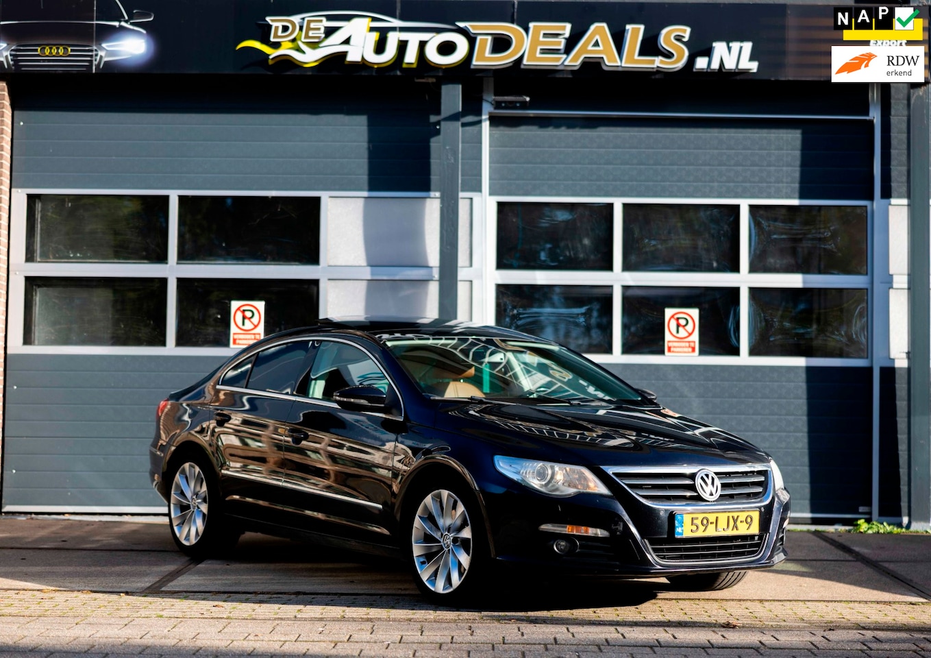 Volkswagen Passat CC - 1.8 TSI 4p. AUTOMAAT|PANO|LEER|AIRCO - AutoWereld.nl