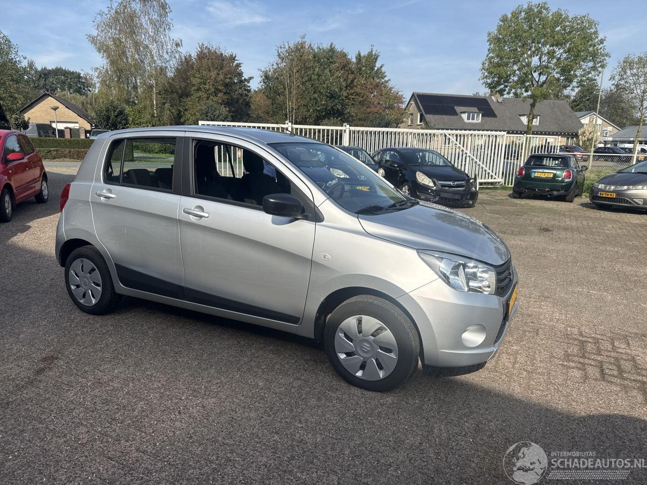 Suzuki Celerio - 1.0 Comfort AUTOMAAT WEINIG KILOMETERS - AutoWereld.nl