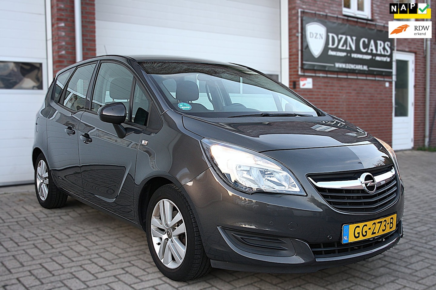 Opel Meriva - 1.4 Turbo Business+ Navi|Airco|Trekhaak|Goed onderhouden|1ste eigenaar - AutoWereld.nl