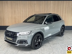 Audi Q5 - 2.0 TFSI quattro Sport S Line Black Edition HUD | Trekhaak | Luchtvering | Carbon | Schuif