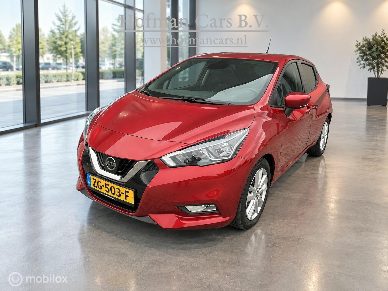 Nissan Micra - 1.0 IG-T N-Connecta | CarPlay | Camera | Rood Metallic - AutoWereld.nl