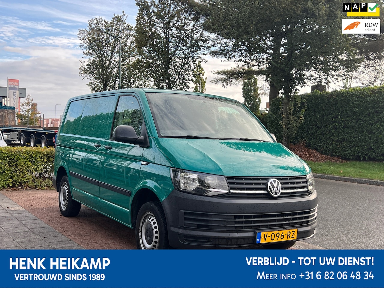 Volkswagen Transporter - 2.0 TDI L1H1 Highline *Airco |2x schuifdr! - AutoWereld.nl