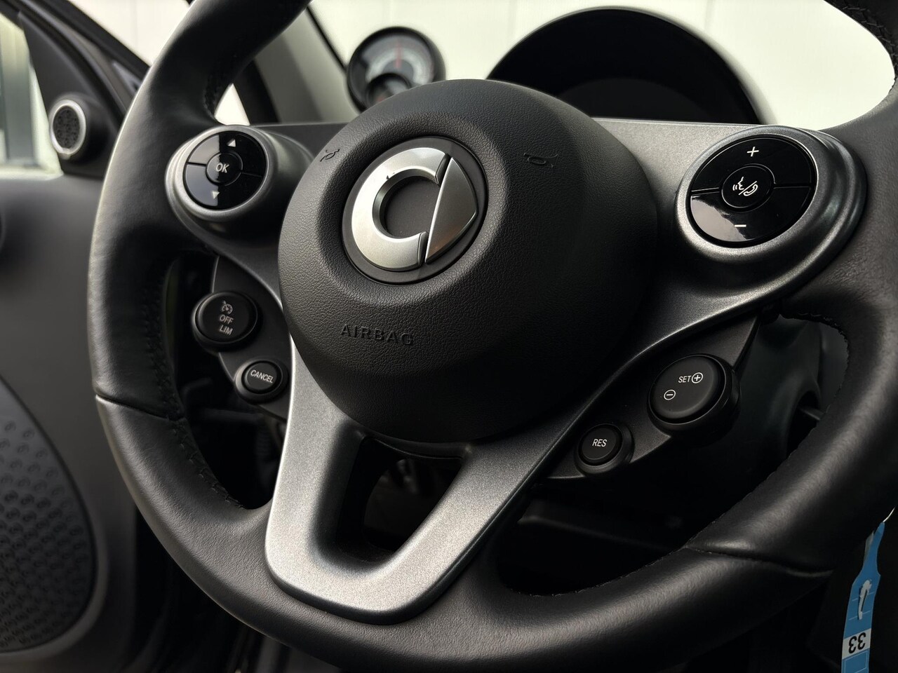 Smart Forfour - EQ 18 kWh | CABRIO | JBL Audio | nieuw model | 4x Stoelverwarming | VOL opties