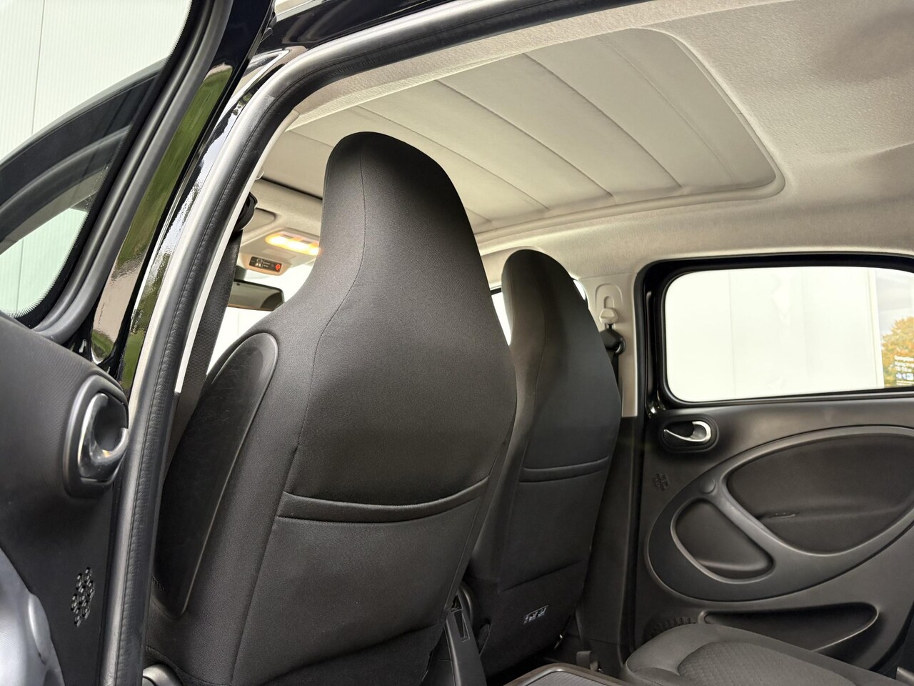 Smart Forfour - EQ 18 kWh | CABRIO | JBL Audio | nieuw model | 4x Stoelverwarming | VOL opties