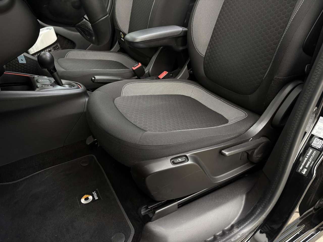 Smart Forfour - EQ 18 kWh | CABRIO | JBL Audio | nieuw model | 4x Stoelverwarming | VOL opties