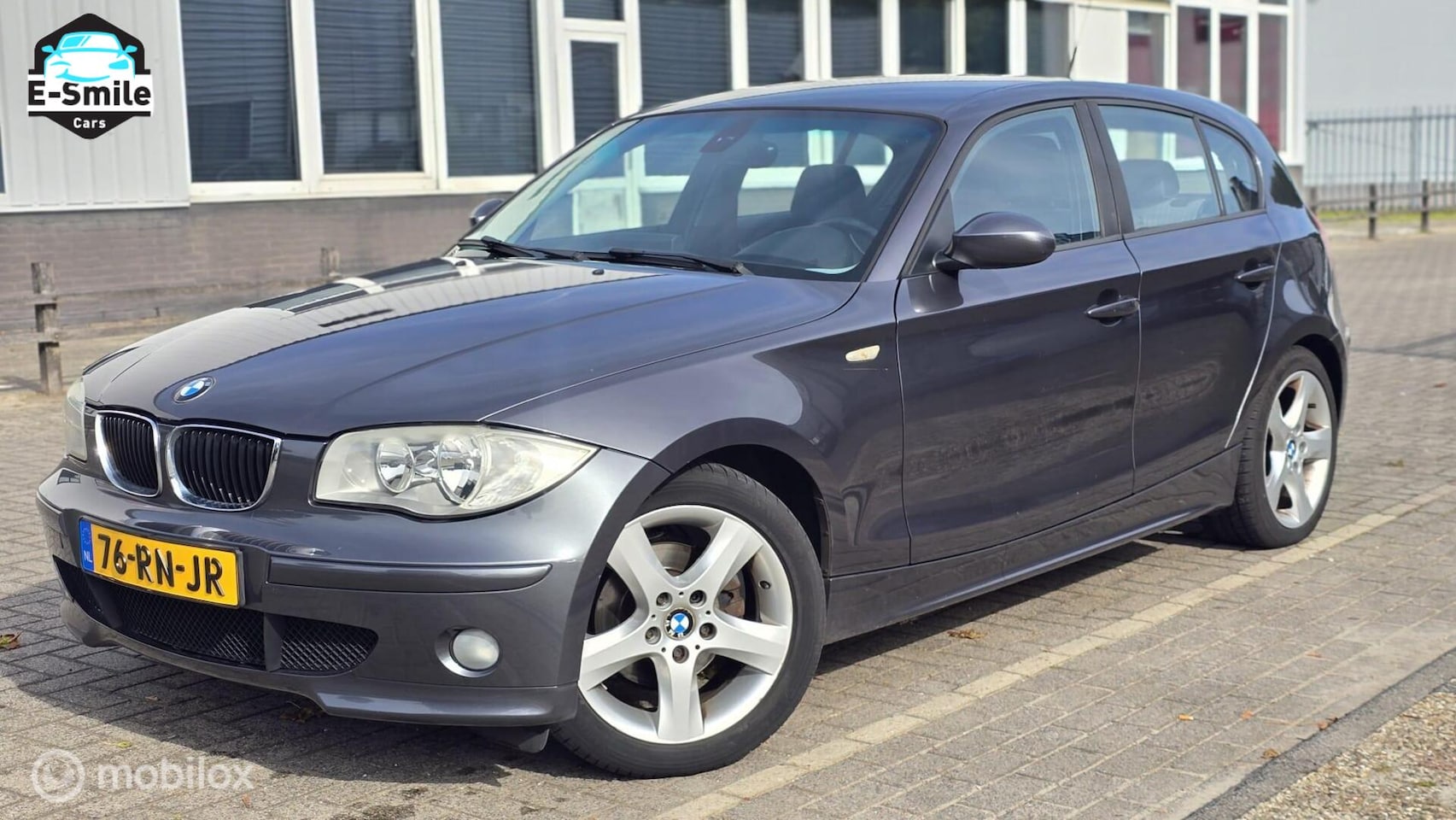 BMW 1-serie - 120i High Executive/Clima/Cruise/Navi/APK/NAP! - AutoWereld.nl