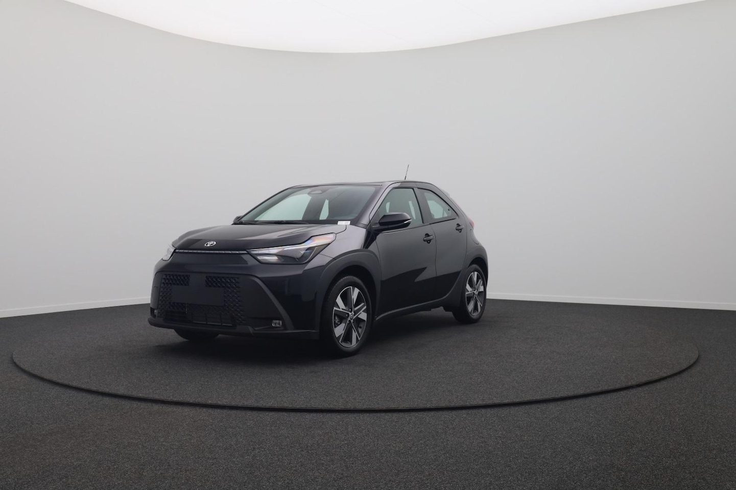 Toyota Aygo X - Hybrid 115 pulse AUTOMAAT -NIEUW- ! - AutoWereld.nl