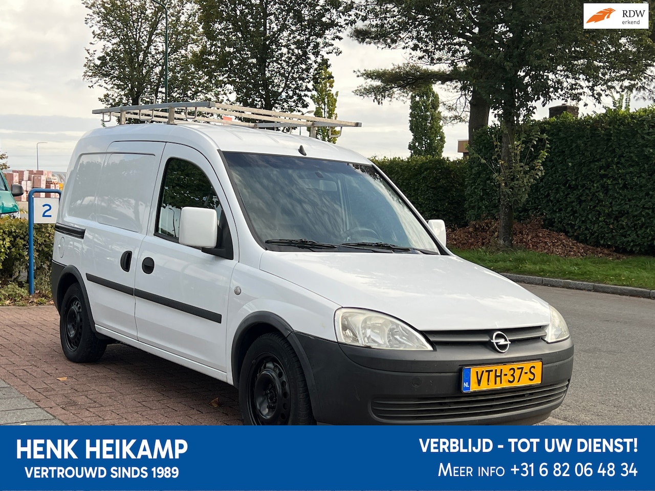 Opel Combo - 1.6 *Trekhaak|imperial|Navi - AutoWereld.nl