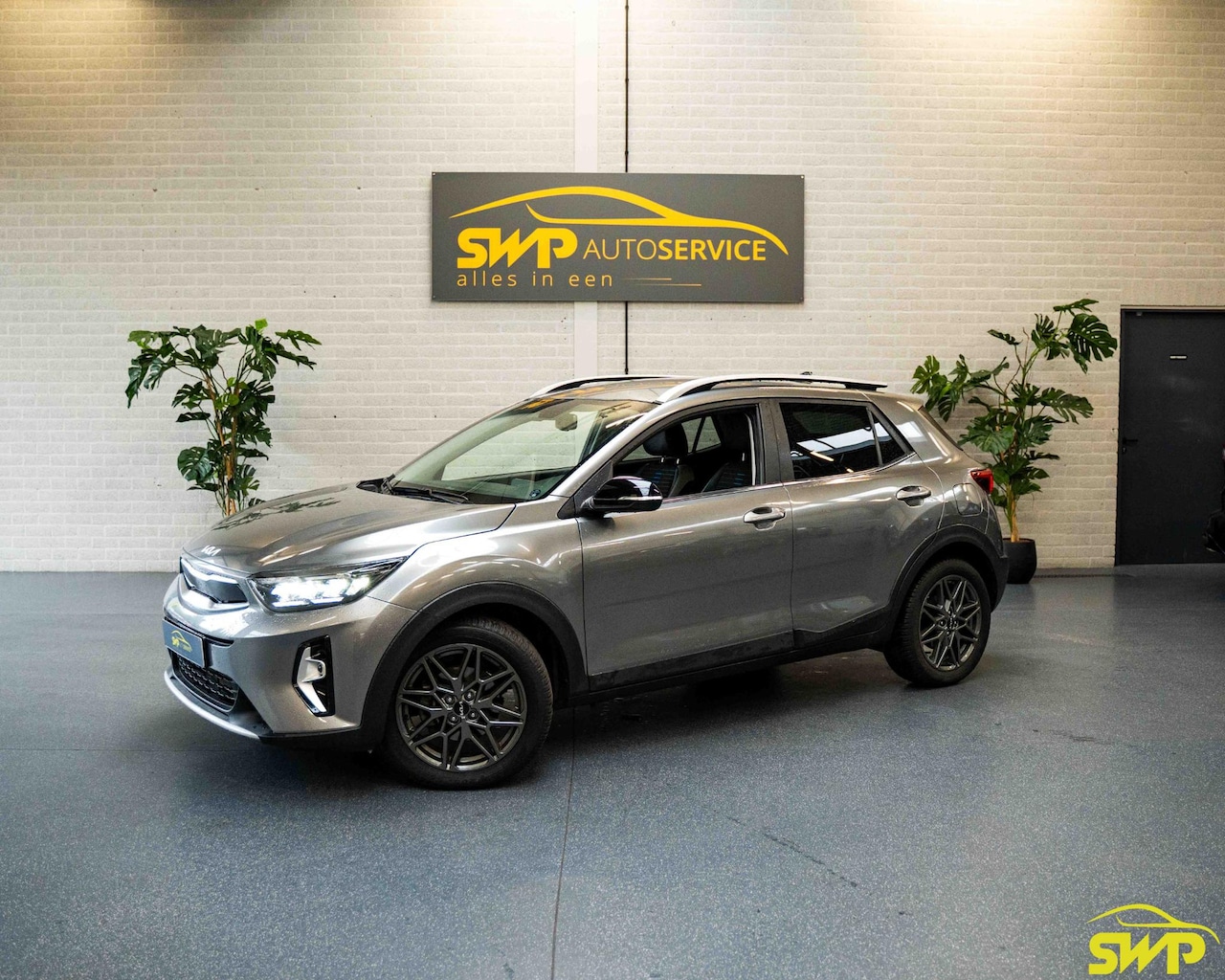 Kia Stonic - 1.0 T-GDi MHEV DynamicPlusLine | Navi | Camera | Stuur en stoelverw | Dodehoek | Cruise - AutoWereld.nl
