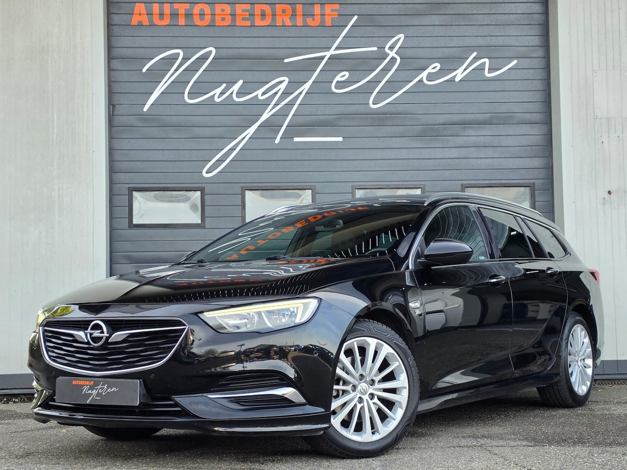 Opel Insignia Sports Tourer - 1.5 Turbo Business Executive|OPC line|Trekhaak|Camera| - AutoWereld.nl