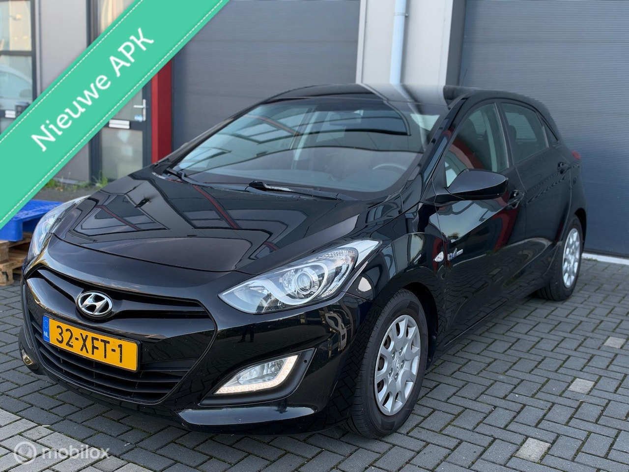 Hyundai i30 - 1.6 GDi i-Motion 1.6 GDI i-Motion, 6-bak, Airco, Cruise, NAP, APK - AutoWereld.nl