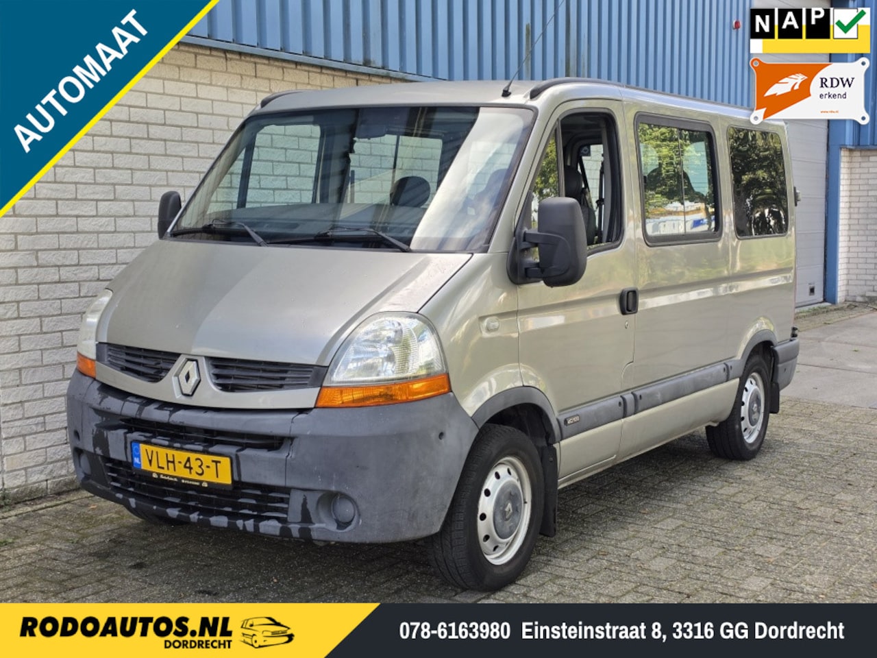 Renault Master - 2.5 dCi L1H1 Rolstoelbus Automaat 4+1✅ - AutoWereld.nl