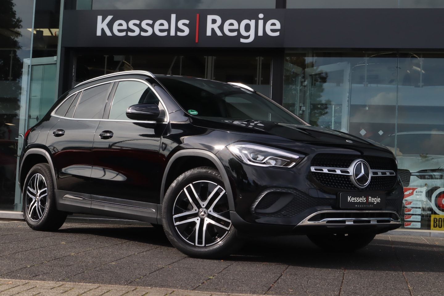 Mercedes-Benz GLA-Klasse - 250 e Progressive | Navi | Led | Camera | CarPlay - AutoWereld.nl