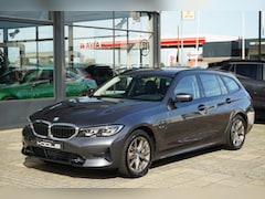 BMW 3-serie Touring - 330e | trekhaak | ACC