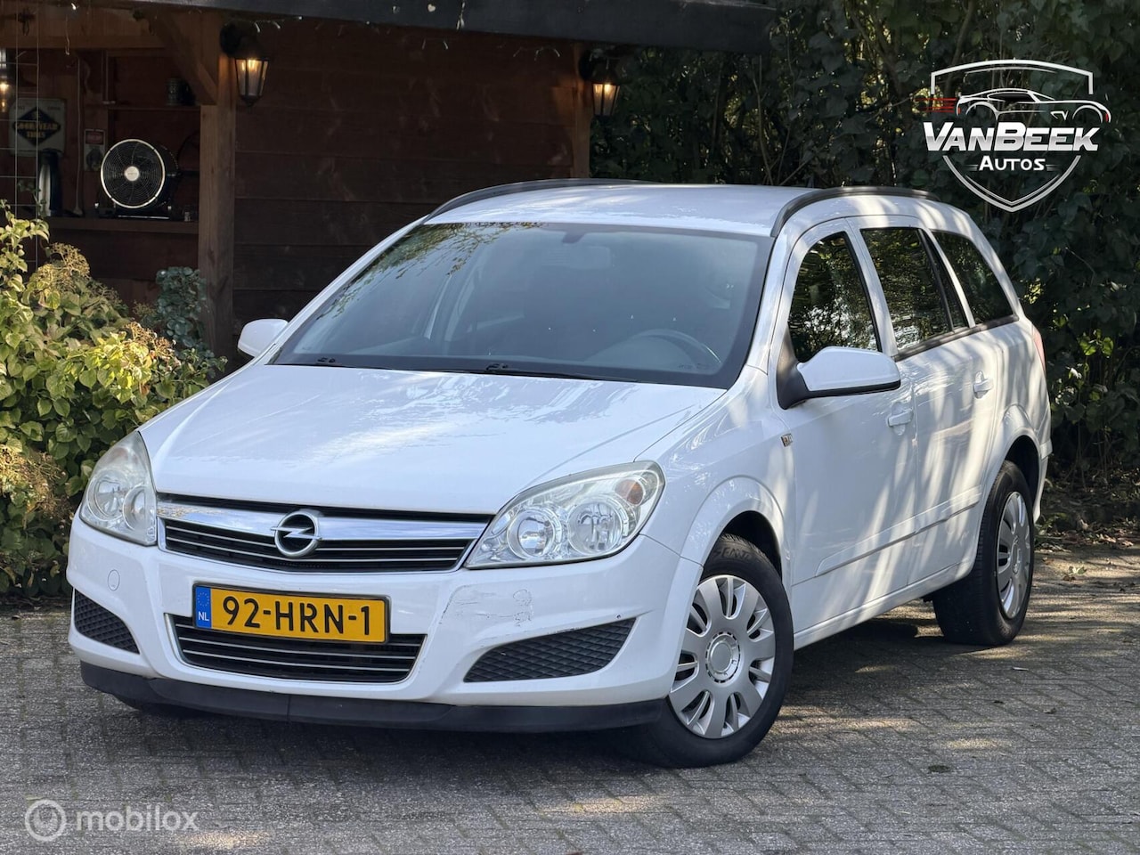 Opel Astra Wagon - 1.7 CDTi Business 1.7 CDTi Business - AutoWereld.nl