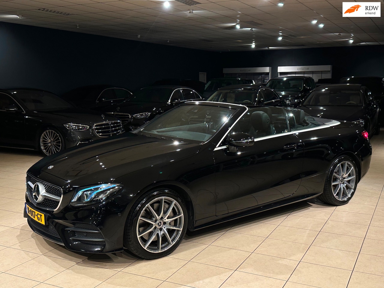 Mercedes-Benz E-klasse Cabrio - 400 4MATIC AMG-PAKKET|MULTIBEAM|333PK|WIDESCREEN - AutoWereld.nl