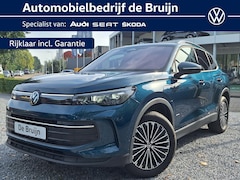 Volkswagen Tiguan - 1.5 eHybrid Edition (Trekhaak, Camera, Headup, Navi)