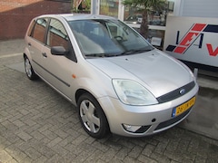 Ford Fiesta - 1.4-16V First Edition incl nwe apk, nwe banden,