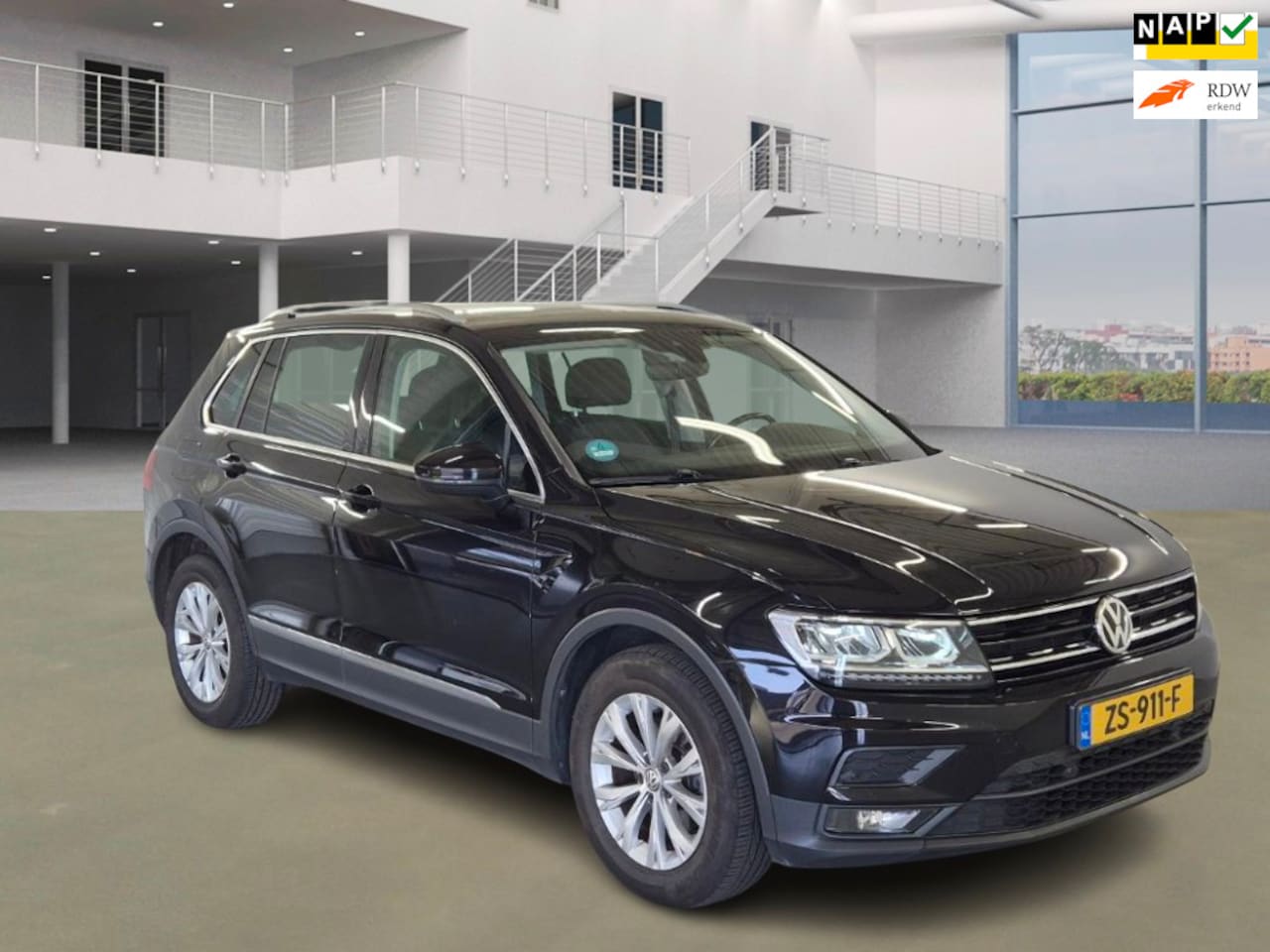 Volkswagen Tiguan - 1.5 TSI Comfortline Business / NL PRIJS 12401 - AutoWereld.nl