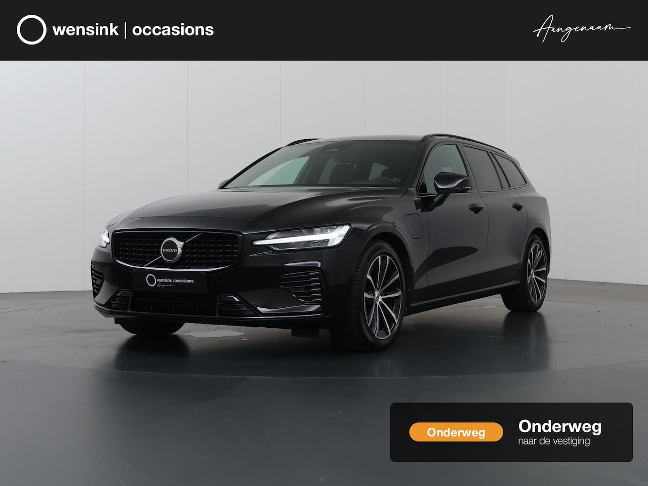 Volvo V60 - 2.0 T8 Plug-in hybrid AWD Plus Dark | Elektr. Trekhaak | Leder | Stoel/Stuurverwarming | A - AutoWereld.nl