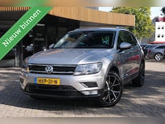 Volkswagen Tiguan - 1.4 TSI ACT Connected Series|Rijklaar|Clima|Stoelverwarming|Lane Assist